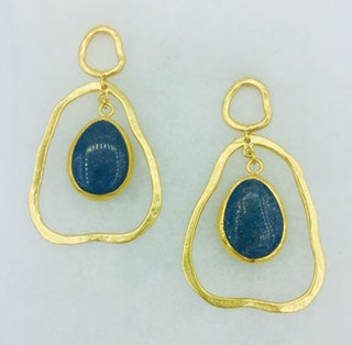 Organic shape dangle earring with Lapis