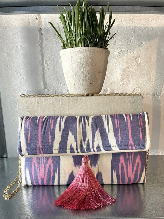 Handwoven Clutch with hidden Chain Strap