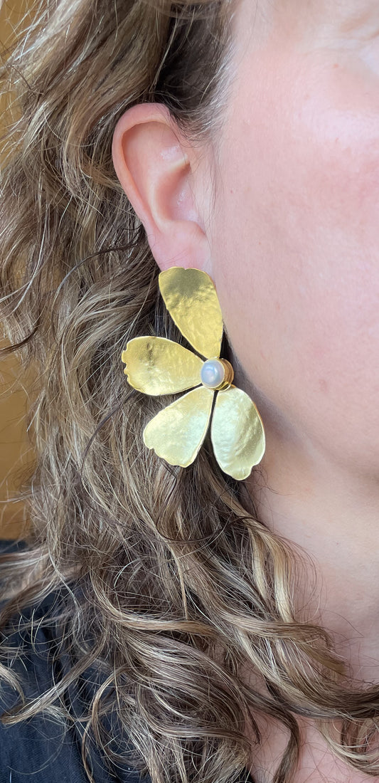 Hand Hammered Brass Flower Earring with pearl accent