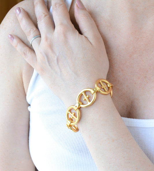 Gold Anchor Chain Link Bracelet