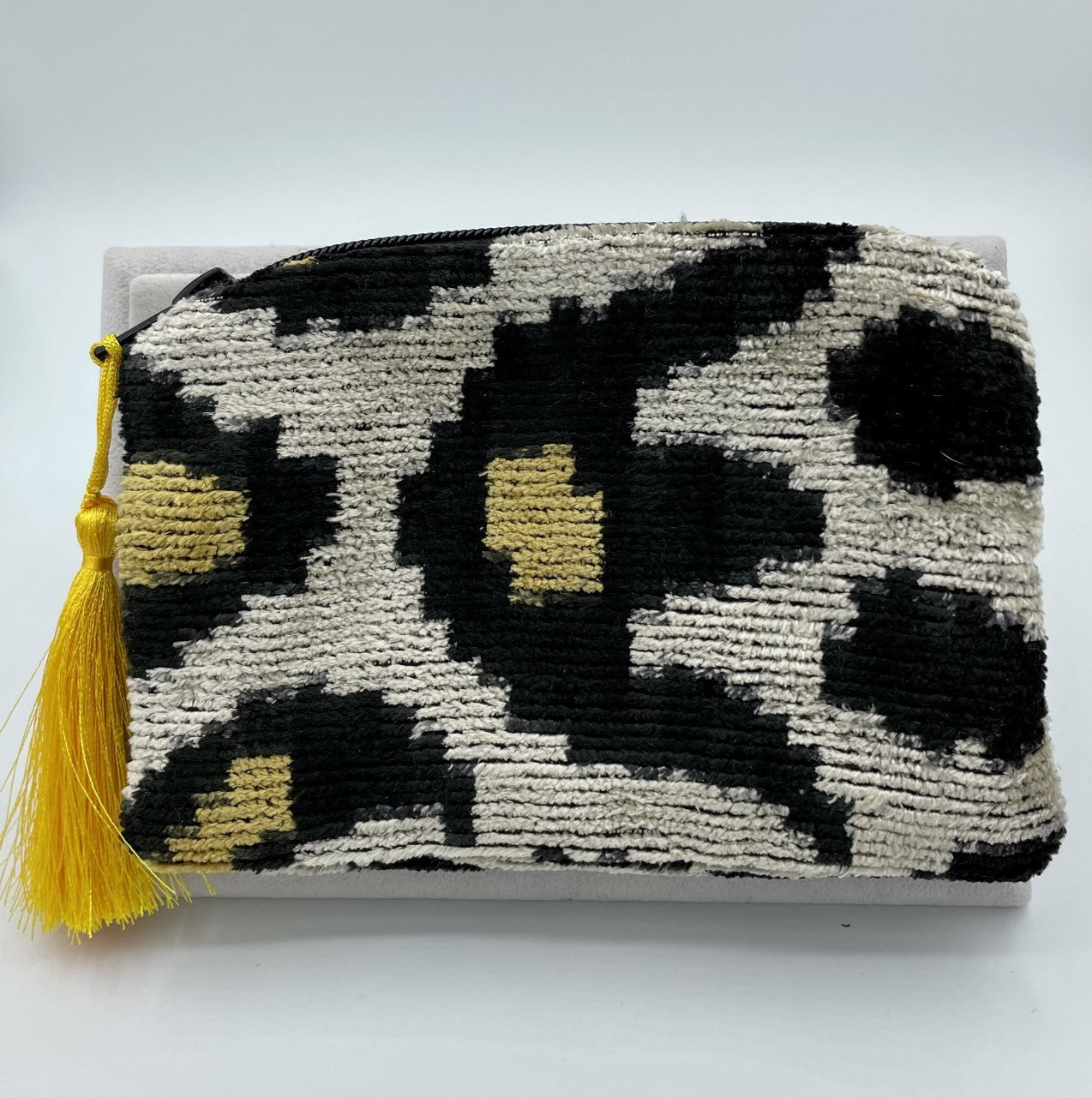Handwoven silk & cotton zipper purse with tassel